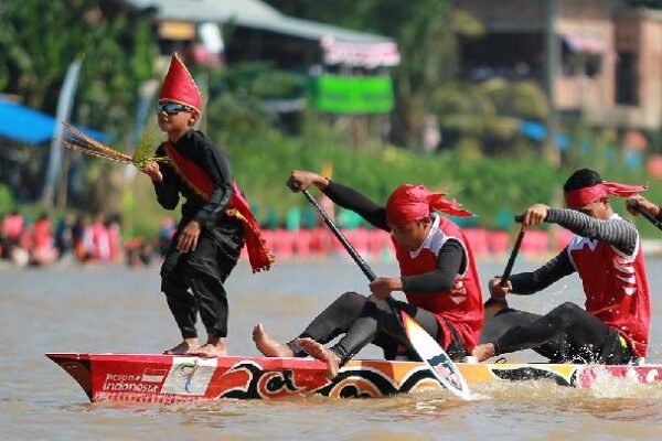 Pacu Jalur Masuk Agenda Nasional: Kebangkitan Tradisi Riau di KEN 2025